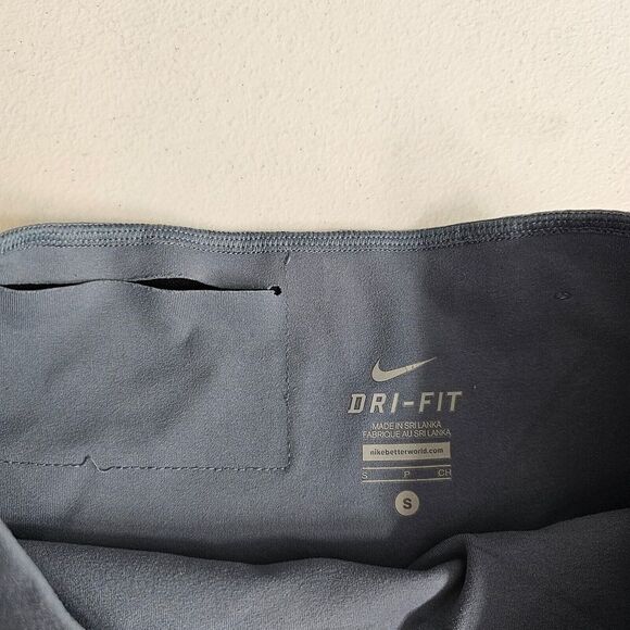 Nike‎ Legendary Womens Leggings Gray Black Pants Chevron Striped Mid Rise Size S - Picture 5 of 12